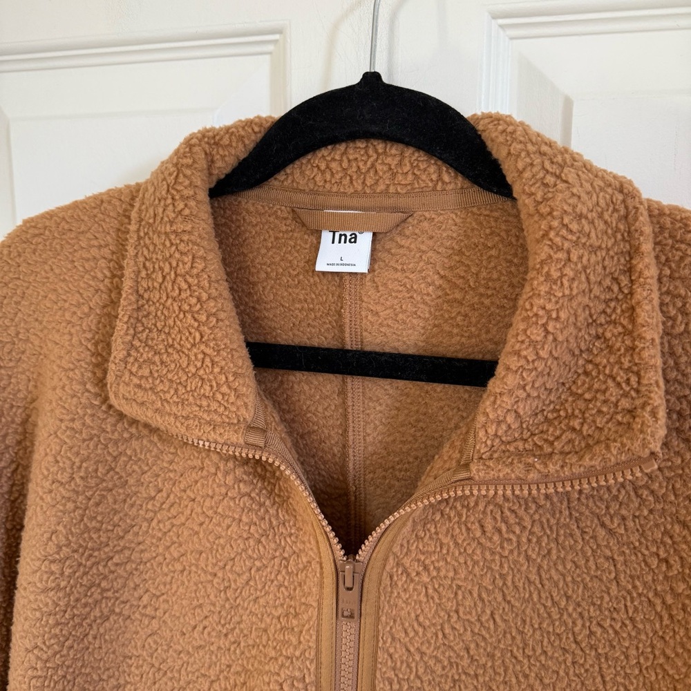 Aritzia Tna Polartec® Thermal Pro™ 1/2 Zip Hi-hip Sweater, L - Picture 3 of 7